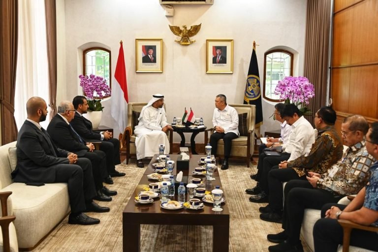 Kemenhub dan UEA Bahas Peluang Kerja Sama Bidang Penerbangan 8 Menhub Dudy Purwagandhi