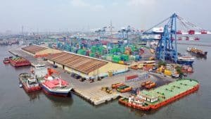 Pelindo Petikemas Kawal Pertumbuhan Kinerja 2025 13 IPC/Pelindo