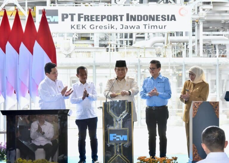 Smelter Logam Mulia Terbesar di Dunia Diresmikan, Menteri ESDM: Bukti Komitmen Presiden Jalankan Hilirisasi 4 smelter logam mulia terbesar di dunia diresmikan menteri esdm bukti komitmen presiden jalankan hilirisasi