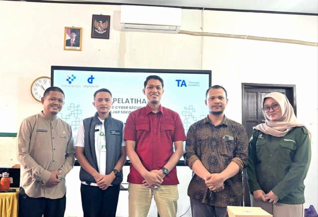 BBPSDMP Kominfo Gelar Pelatihan “Basic Cyber Security” bagi Siswa SMA/SMK, Disdik Sulsel Dukung Penuh Pemanfaatan Teknologi Pendidikan 2 10003430157715066650288202038