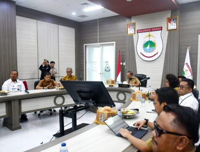 Pemprov Kerap Terjun Sosialisasi Tekan Inflasi, Gubernur Suhardi Duka Sebut Pedagang di Sulbar Taat Hukum