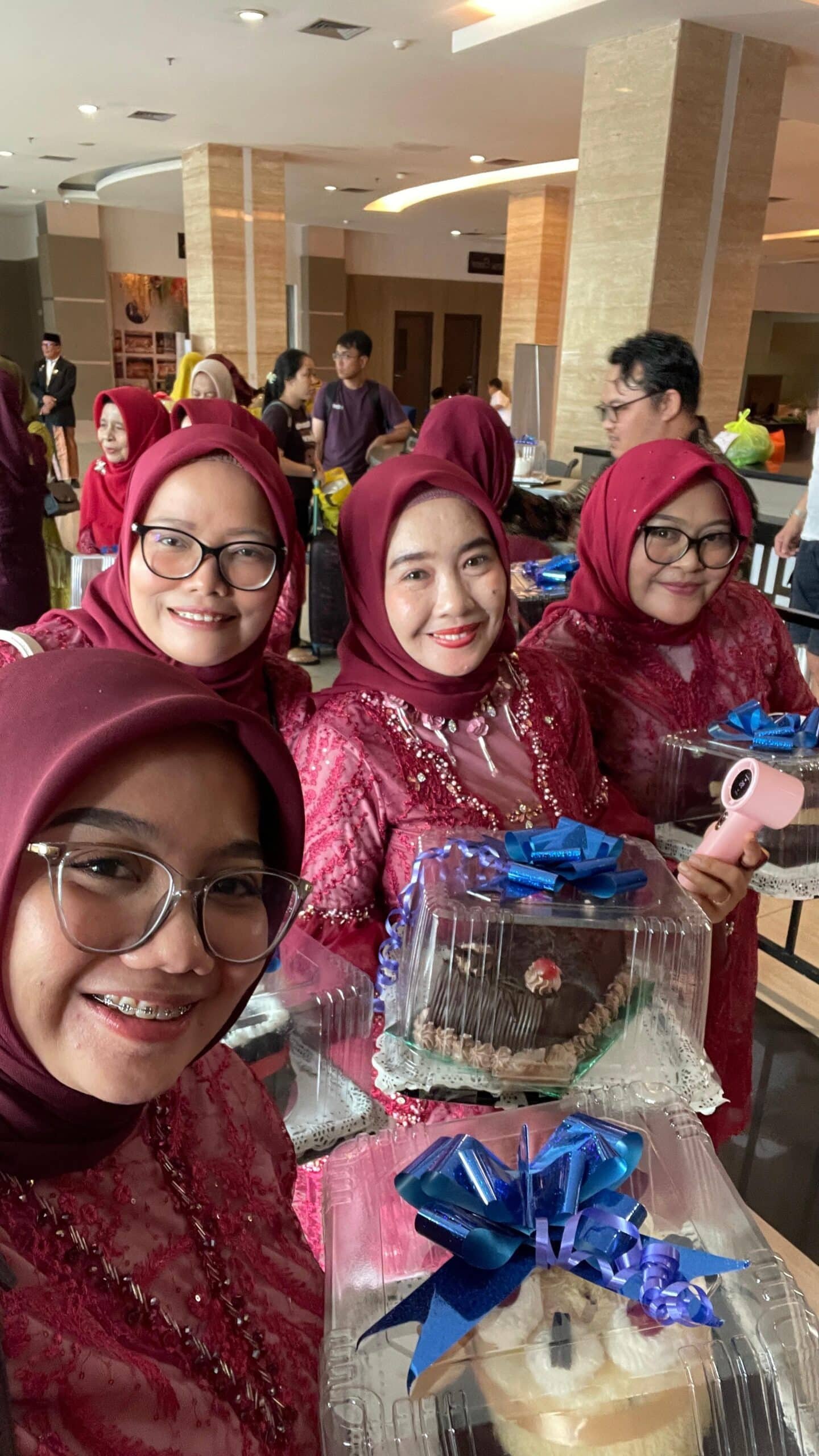 Cinta dan Adat Bersatu Anak Dara Luwu Andi Putri Anastasya. dan Putra Panrita Lopi Andi Ilham Akbar, Resmi Mappettuada 5 IMG 20251109 WA0101 scaled