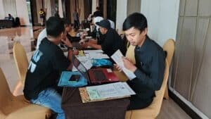 Dinas Pendidikan Sulsel Mantapkan Langkah Menuju Pelaksanaan TKA 2025 Melalui Penyusunan Soal Berkualitas 3 IMG 20251112 131432 911